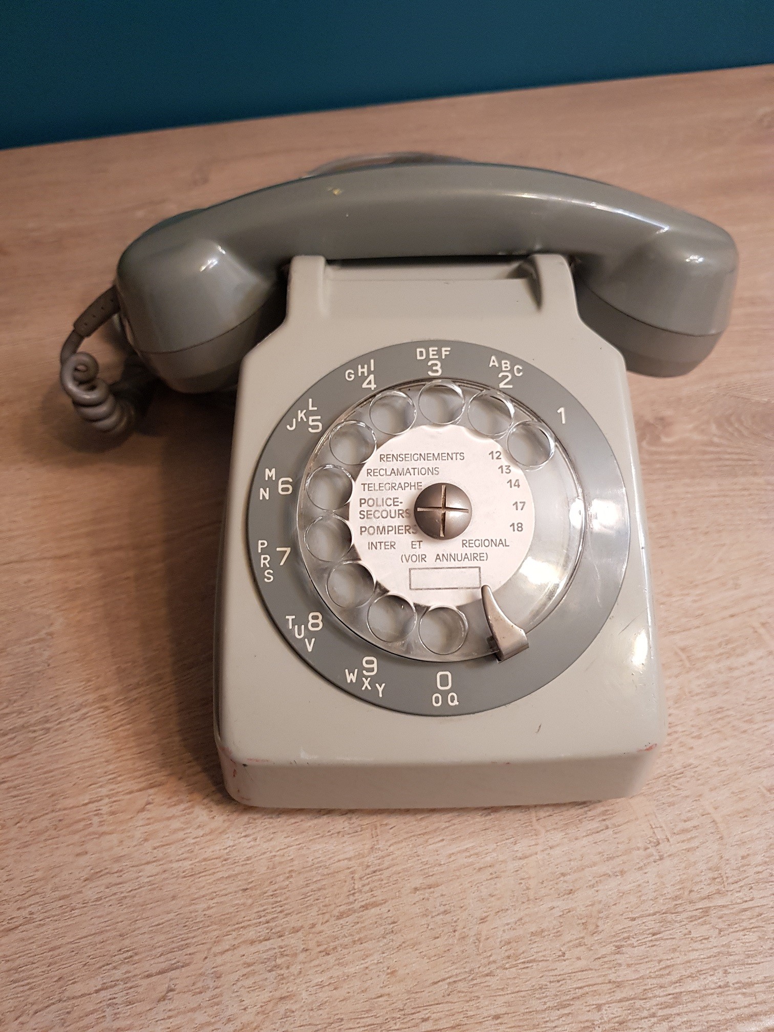Téléphone Vintage Customisé, Le Grenier d'Emilie